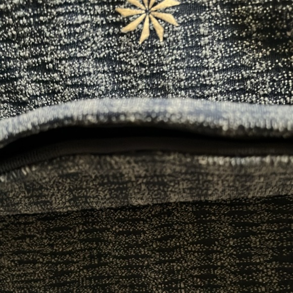 Athleta Navy Textured Straight Leg Athletic Pants. Hidden inside waist pocket. S - Picture 9 of 13